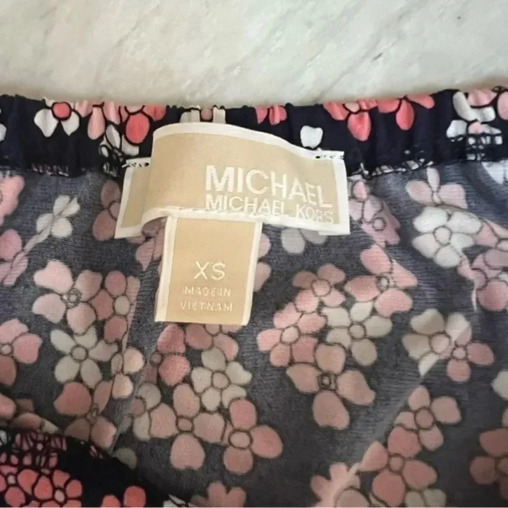 Michael Kors floral dress size XS. Loose fit